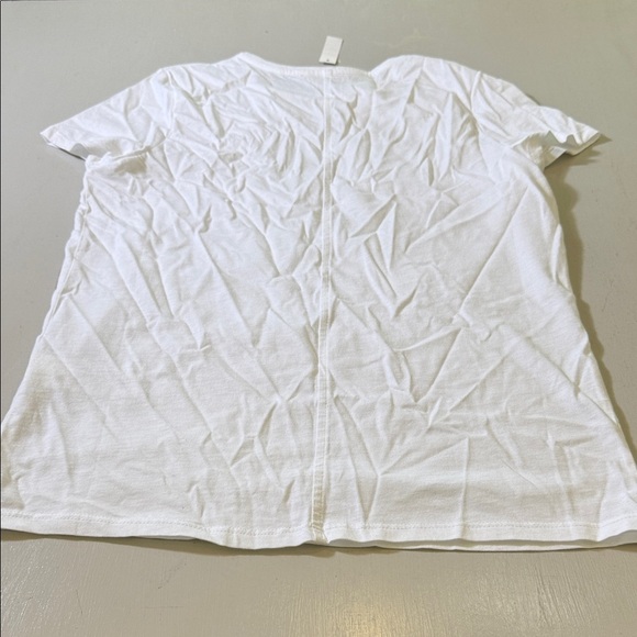 Madewell Essential Slim Tee in Lightweight Cotton Size medium - Picture 11 of 11